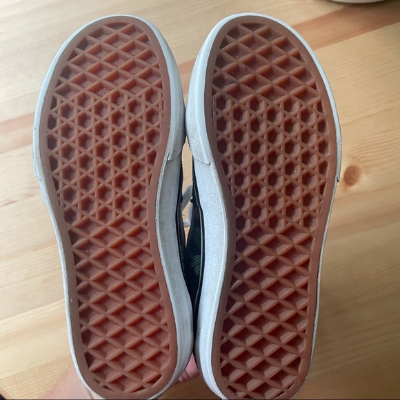 Vans Sk8 Hi Top Hibiscus Sneakers - Picture 12 of 13